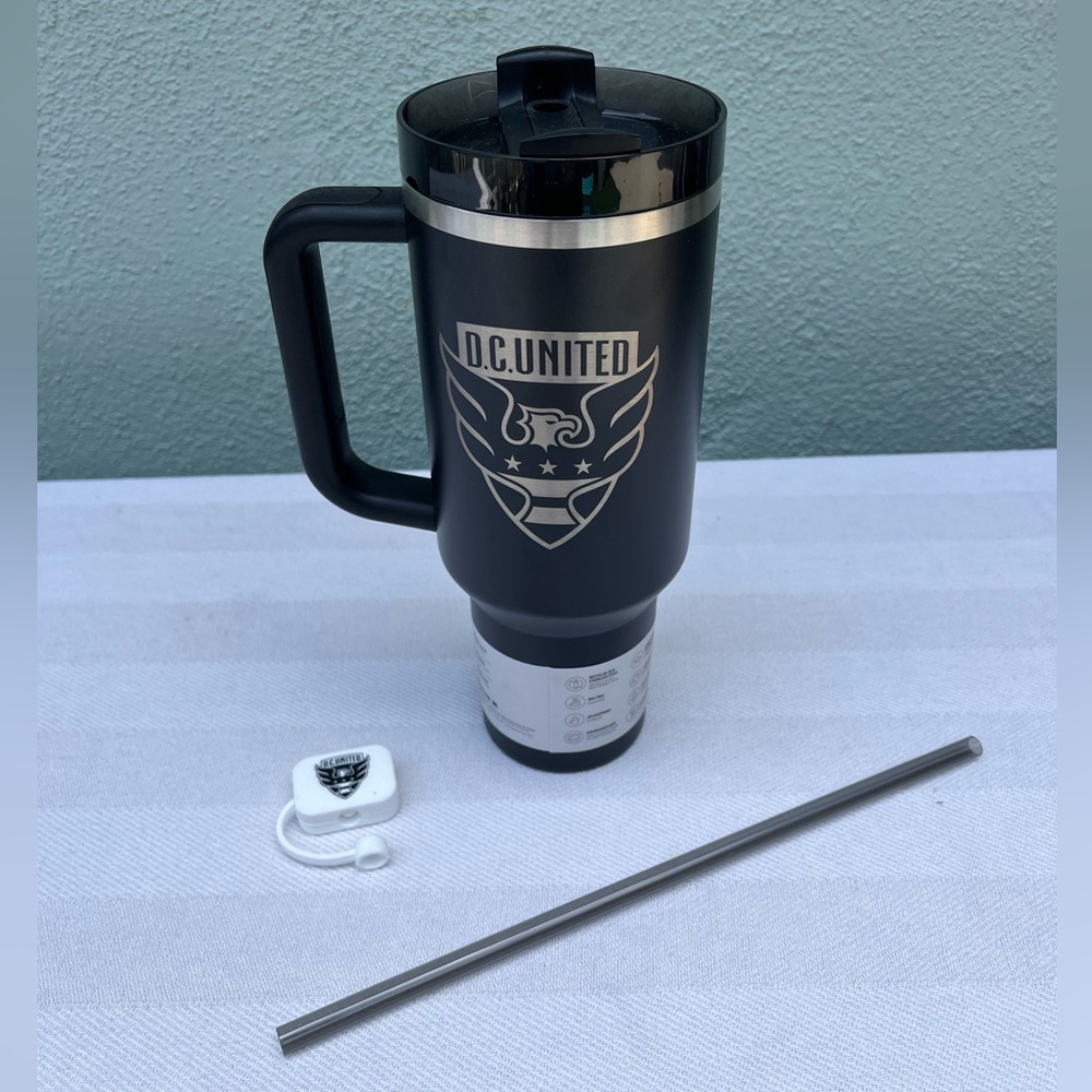 NWT STANLEY x DC UNITED Flowstate H2.0 Tumbler 40 Ounces